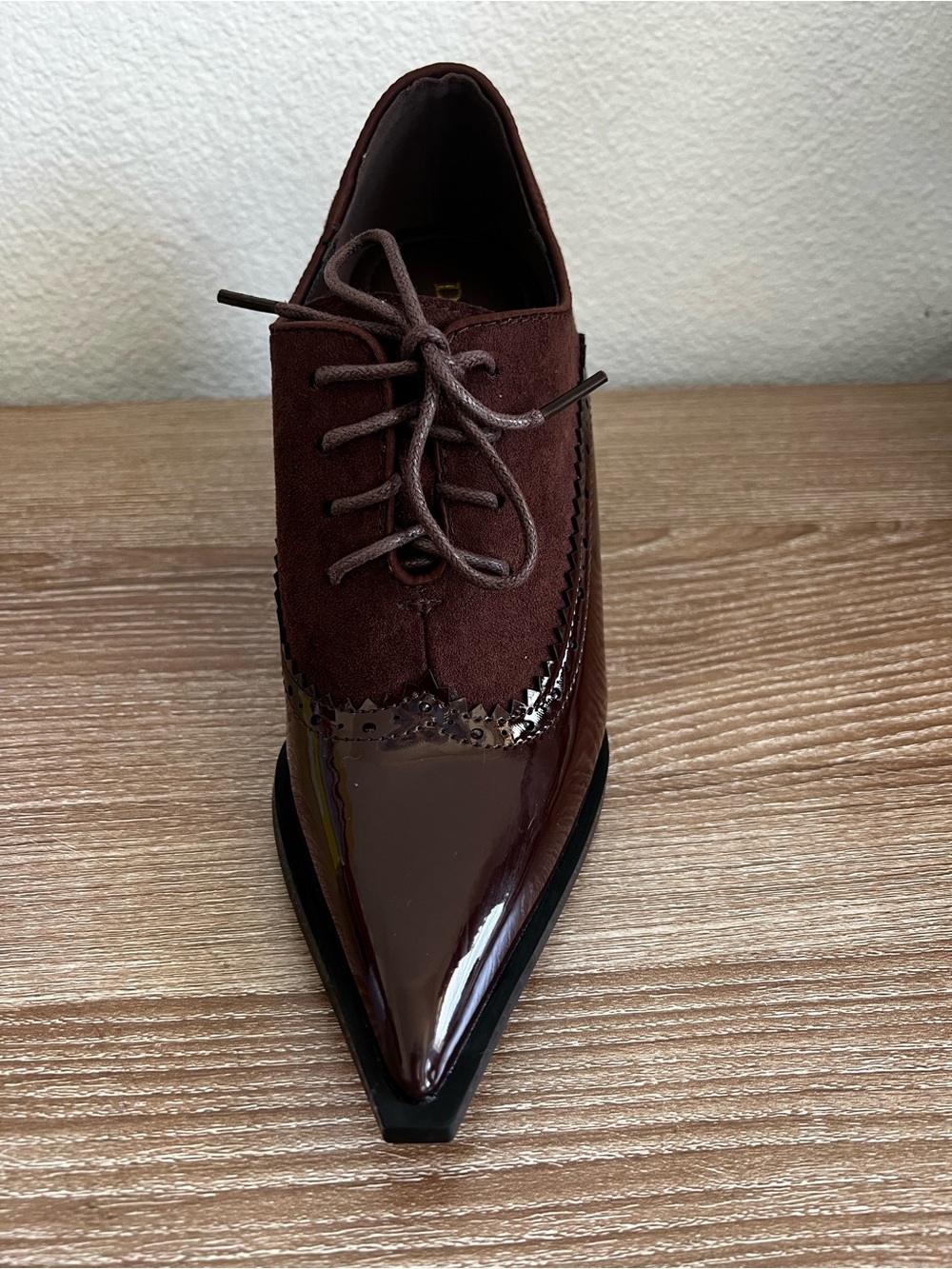 Brown Pointed Lace-Up Block Heel Oxfords - Picture 4 of 6